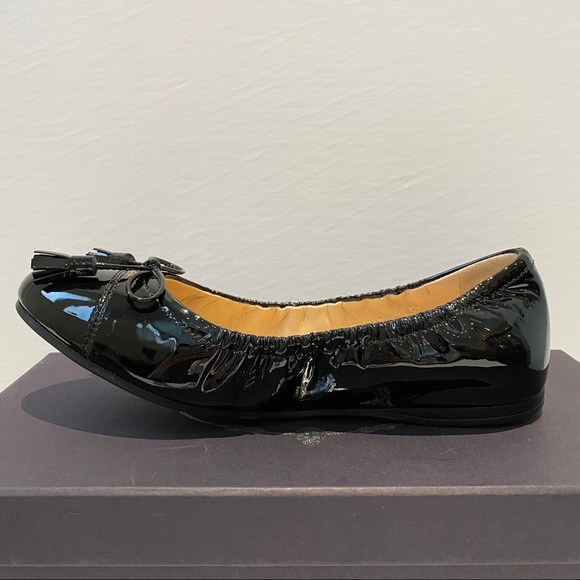 NIB PRADA patent leather tassel flat - Picture 7 of 12